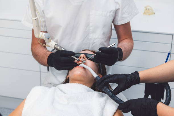 Best Emergency Wisdom Teeth Removal in Home Garden, CA